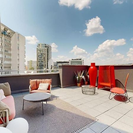 Stylovy Loft S Ohromnou Terasou Appartement Bratislava Buitenkant foto