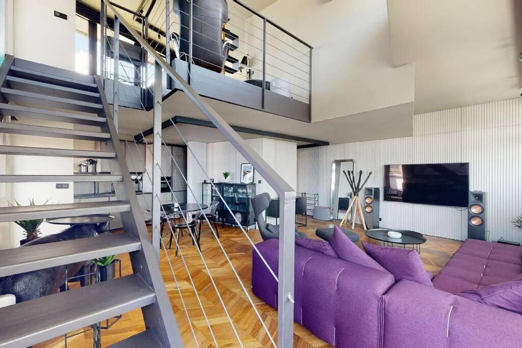 Stylovy Loft S Ohromnou Terasou Appartement Bratislava Buitenkant foto